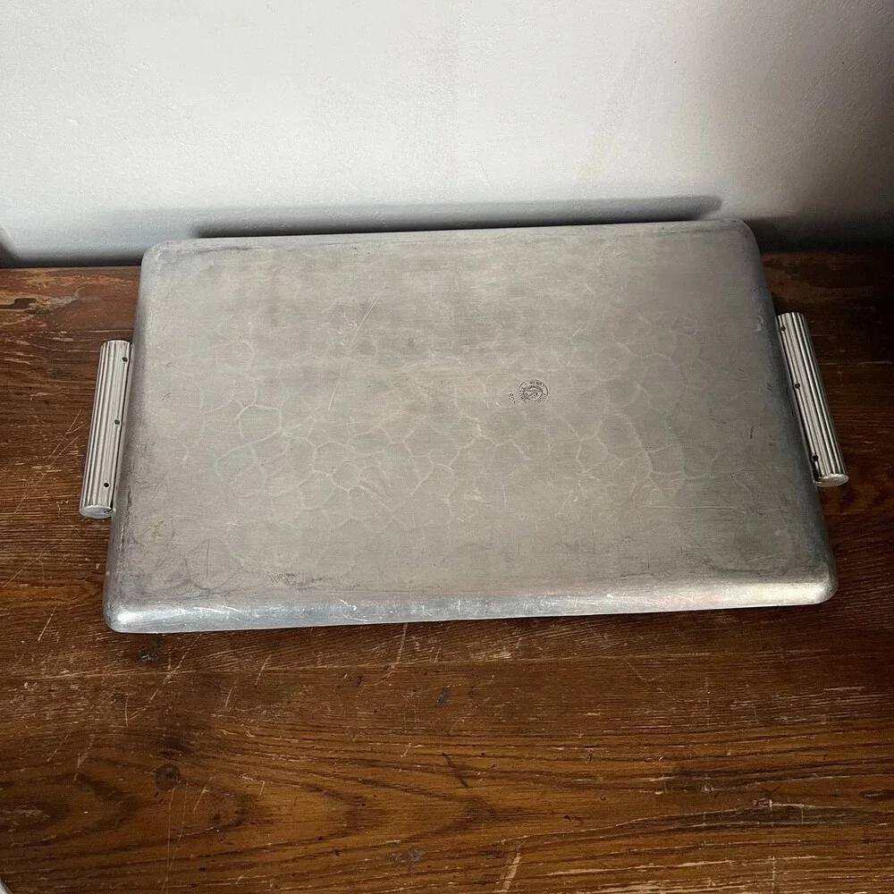 VTG Wendell August Forge Hammered Aluminum Serving Tray Flying Ducks Geese Birds